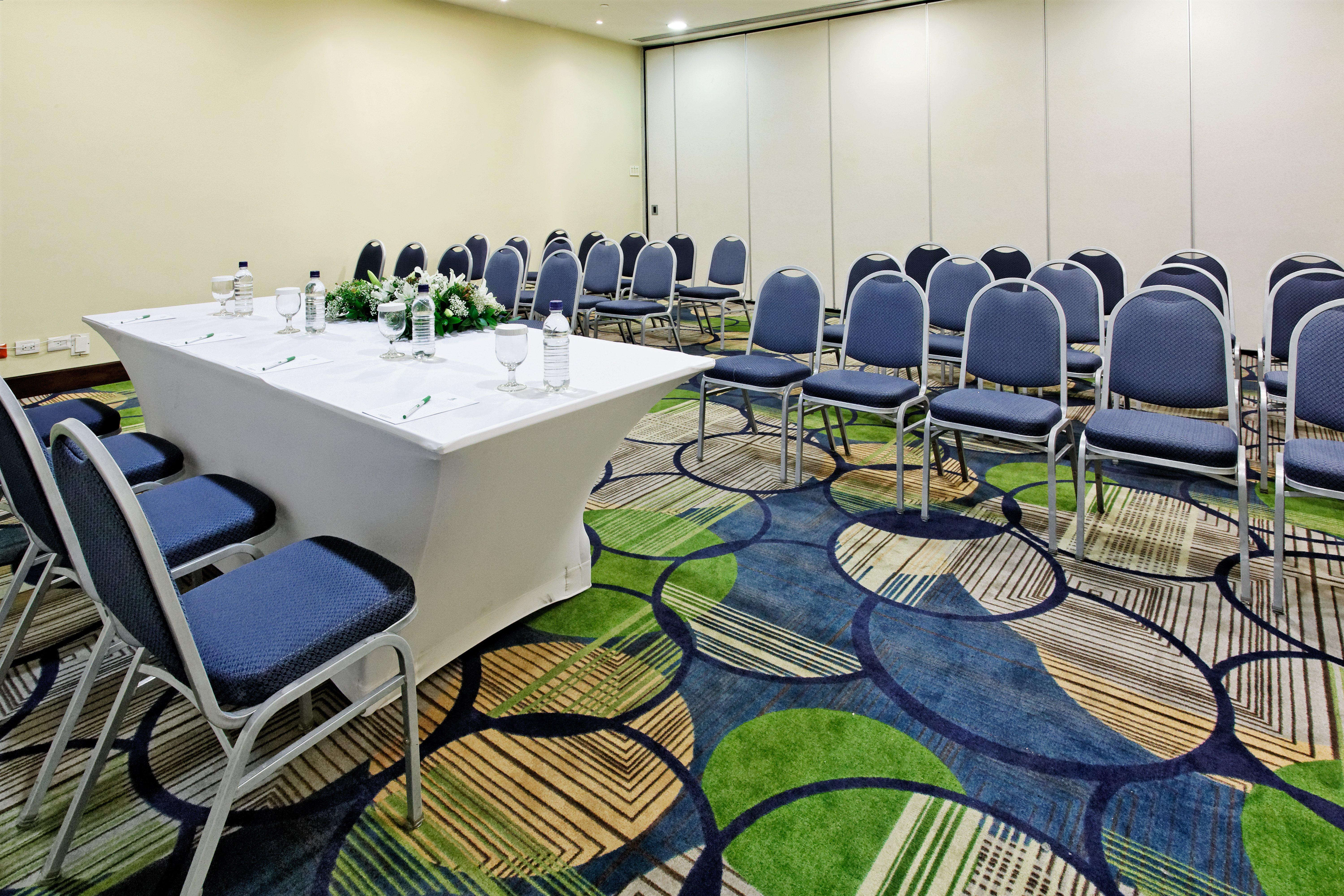 Holiday Inn Santo Domingo By Ihg Εξωτερικό φωτογραφία Meeting room