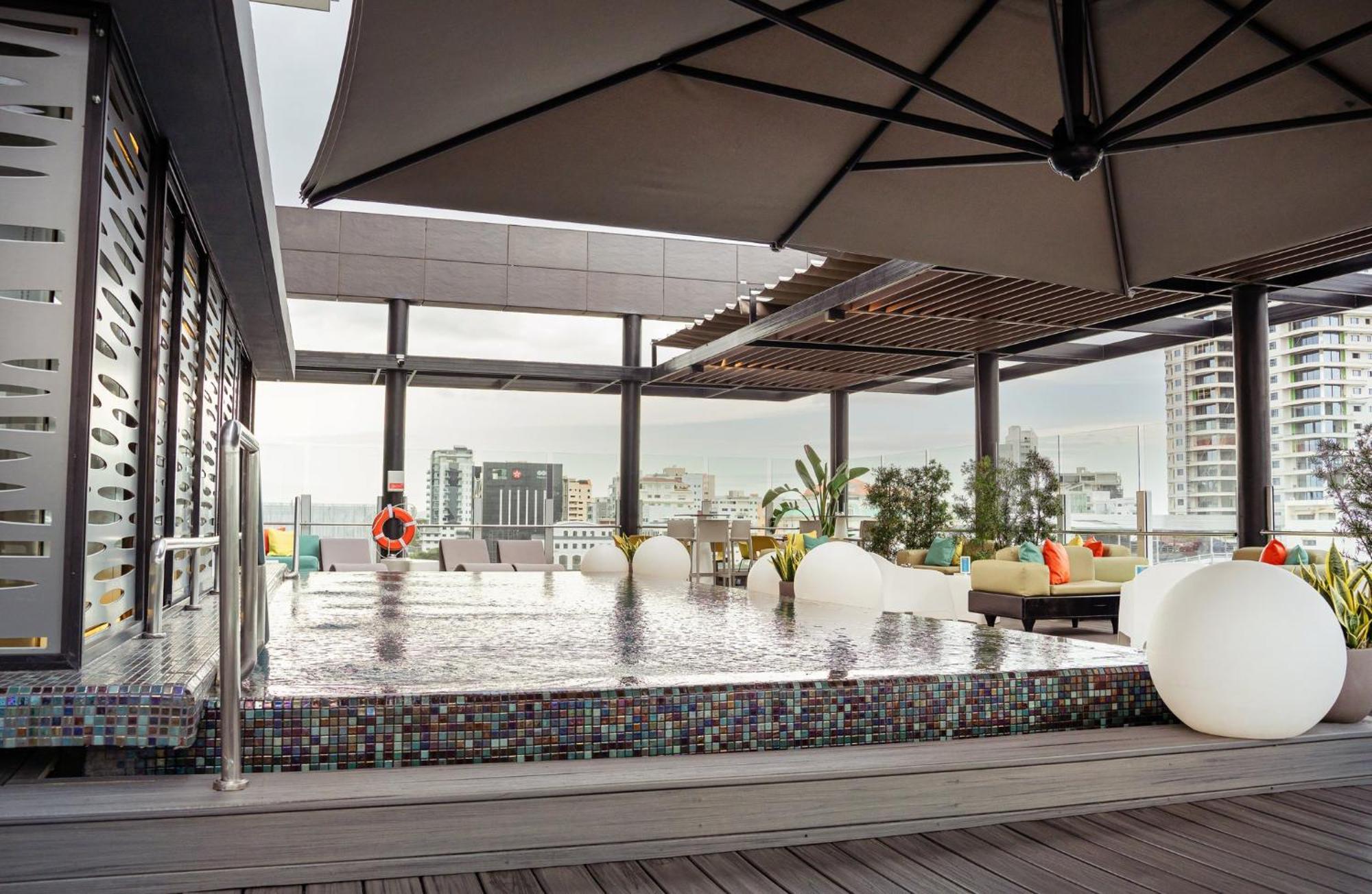 Holiday Inn Santo Domingo By Ihg Εξωτερικό φωτογραφία Sky bar